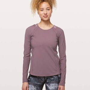Lululemon Sculpt Long Sleeve
Antique Bark size 6 (Medium)